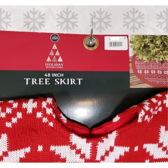 NWT Knitted Christmas Tree Skirt - Size 48" - Snowflakes - Red & White - NEW - Picture 3 of 8